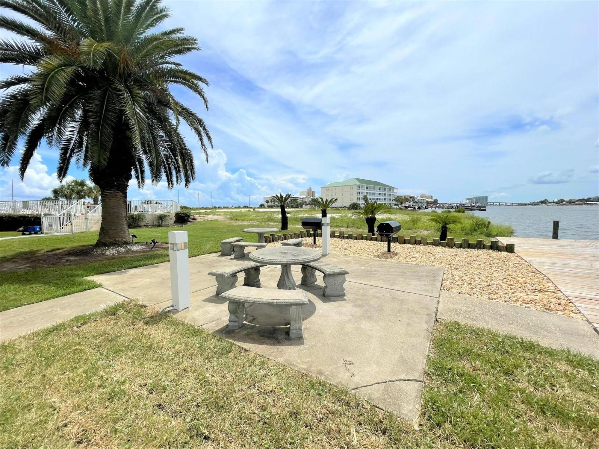 Jubilee Landing 207 *
